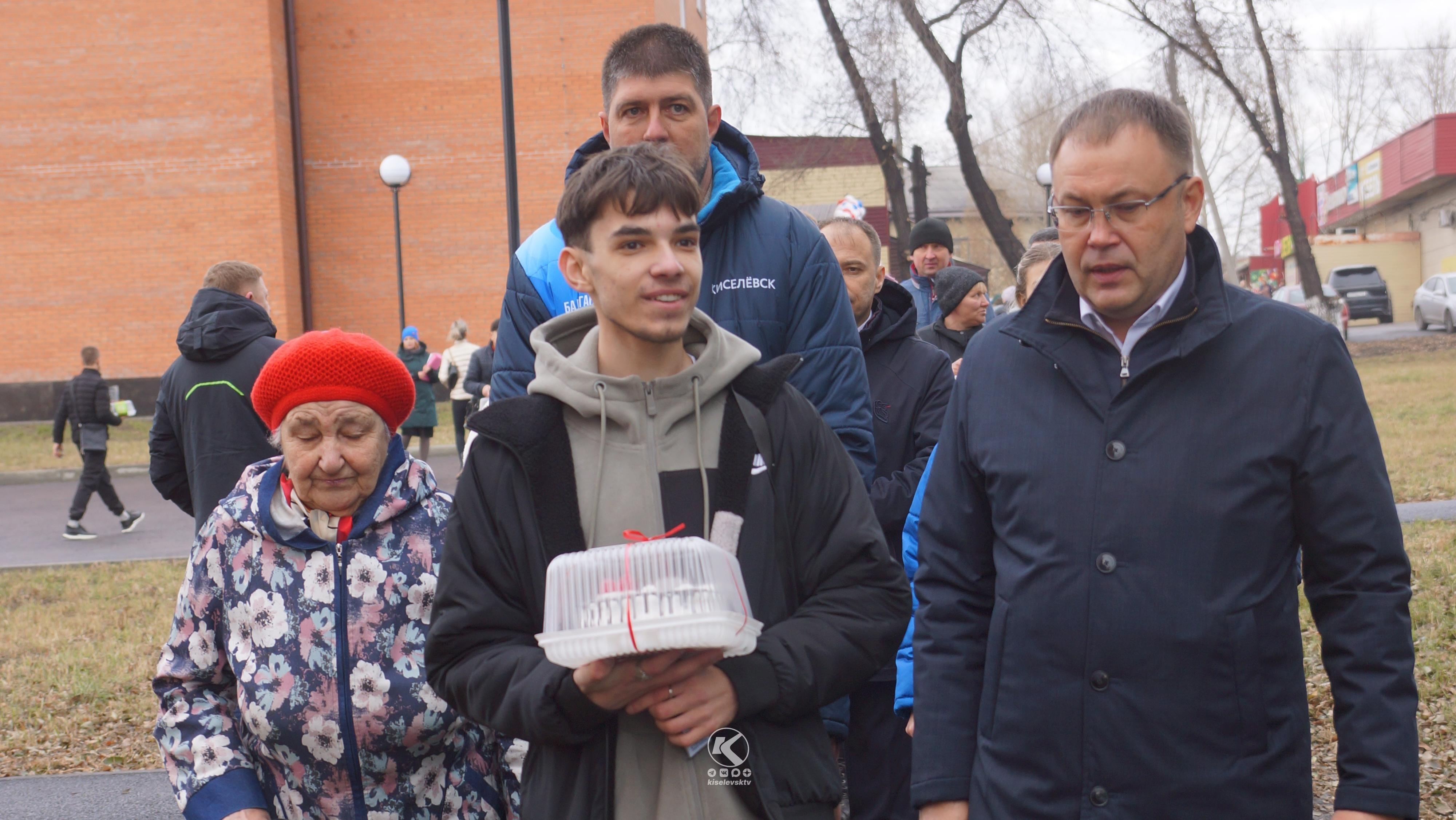 Сегодня губернатор Кузбасса Илья Середюк работал в Киселевске